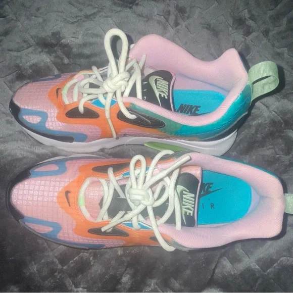 Nike Air Max 200 SE sneakers in a multicolor scheme - Picture 3 of 6